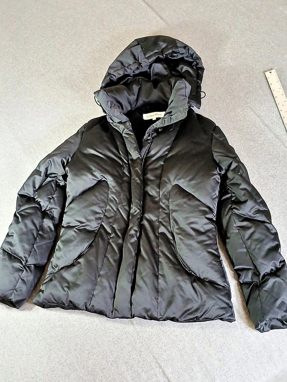 Calvin Klein Black Down Puffer Jacket Size Small Like New